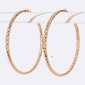 Medium Textured Gold Hoop Earrings - Gold